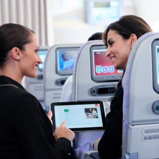 Emirates first to adopt HP ElitePad for new Knowledge-driven Inflight Service